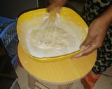 A picture of step 3 of Red velvet cake.