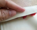 Foto langkah ke 2 dari resep Raspberry gulung keju.