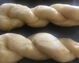 Foto langkah ke 7 dari resep Kkwabaegi (donat kepang Korea).