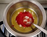 Foto del passaggio 1 della ricetta Pasta integrale con sugo al pomodoro e stracchino