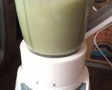A picture of step 2 of Cucumber pineapple smoothie.