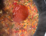 Foto del paso 3 de la receta: Chuletas en salsa a la jardinera