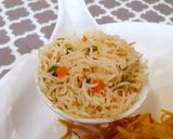 A picture of step 6 of Chowmin veg manchurian and fried rice.