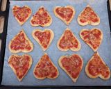 Pas rețetă Mini pizze San Valentino 9 fotografie