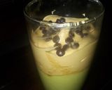 Foto langkah ke 7 dari resep Dalgona Coffee with Avocado Juice.