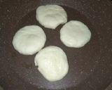 Foto langkah ke 3 dari resep Hotteok coklat.