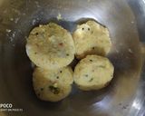 A picture of step 3 of Lapsi tikki dahi chat.