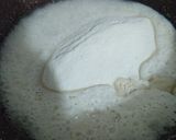 A picture of step 2 of Rava Kesari.