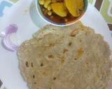 A picture of step 5 of Jowar or Sorghum Roti.