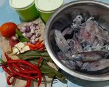 Foto langkah ke 1 dari resep Cumi Basah Balado Pedas #22.
