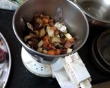 A picture of step 3 of CCM thick chutney.