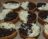 Foto langkah ke 7 dari resep Martabak Manis Empuk.