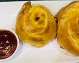 A picture of step 2 of Stuffed Rose Bun.