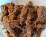 A picture of step 3 of Spicy chicken strips.