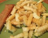 Foto del paso 3 de la receta: Totinos con papas fritas