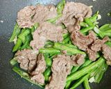Hình bước làm 3 của món Thịt Bò Xào Đậu Ve