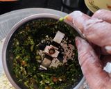 A picture of step 1 of Thalipeeth.