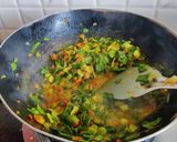 चटपटी हरी प्याज़ की सब्जी (Chatpati hari pyaz ki sabzi recipe in hindi) रेसिपी चरण 4 फोटो