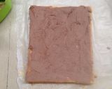 Foto langkah ke 9 dari resep Bolu gulung batik.