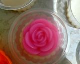 Foto langkah ke 7 dari resep R50. Puding mawar kaca.