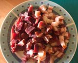 Foto del paso 4 de la receta: Canutos de habitas con tacos de jamón y huevo