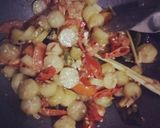 Foto langkah ke 4 dari resep Cumi Asam Daun Melinjo.