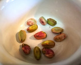 Foto del paso 1 de la receta: Requesón con naranja, pistachos y cranberries