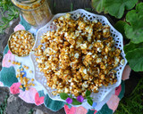 Foto del paso 4 de la receta: Pochoclos con canela y caramelo salado🍿