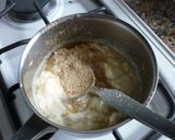 Foto del paso 8 de la receta: Pollo arrollado con papas al horno y salsa blanca
