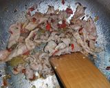รูปขั้นตอนการทำที่ 7 ของ สุกี้หมูแห้ง