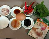 รูปขั้นตอนการทำที่ 1 ของ ข้าวกะเพราไก่ไข่ดาว