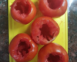 Foto del paso 1 de la receta: 🍅Tomates rellenos ricota y atún, toque marraschino y almendras