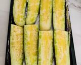 Hình bước làm 1 của món Cà tím nướng cá thác lác và thì là