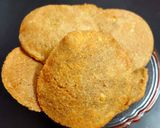 कुट्टू मखाने की पूड़ी (kuttu makhane ki poori recipe in Hindi) रेसिपी चरण 4 फोटो