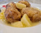 Foto del paso 9 de la receta: Albóndigas de merluza y gambas en salsa de vino blanco