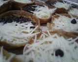 Foto langkah ke 4 dari resep Martabak Manis Mini Labu Kuning.