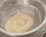 Christmas Strawberry and White Chocolate Mousse CakeRecipe video recipe step 12 photo