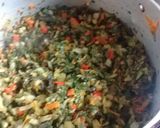 Foto del paso 3 de la receta: Empanadas de acelga y hojas de remolacha