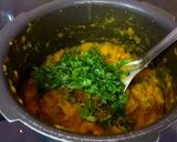 खट्टी मीठी कददू की सब्जी | Kaddu Ki Khatti Meethi Sabji रेसिपी चरण 10 फोटो