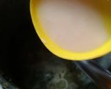 A picture of step 3 of Lahsuniya Dal Palak.