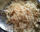 A picture of step 1 of जीरा रवा उपमा.