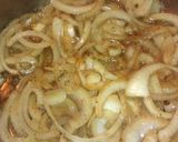 A picture of step 5 of Rick's Melt-in-your-Mouth Liver and Onions with Bacon.