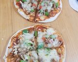 A picture of step 4 of Pizza (Mini pizza).