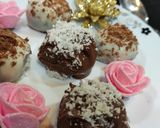 A picture of step 5 of Oreo cake pops.