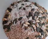 Foto del paso 1 de la receta: Galletas con Mix de semillas