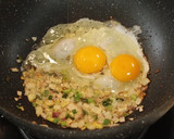 Foto langkah ke 1 dari resep Nasi Goreng Hong Kong.
