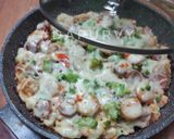 Foto langkah ke 7 dari resep PIZZA TEFLON BROKOLI (Pizza Roti Tawar).