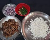A picture of step 1 of Rajma paneer masala tikka.