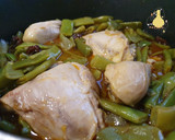Foto del paso 13 de la receta: Pollo a la cerveza con judías verdes