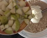 Foto del paso 3 de la receta: ¡Desayuno en 10 minutos! Avena con frutas ❤️🍐